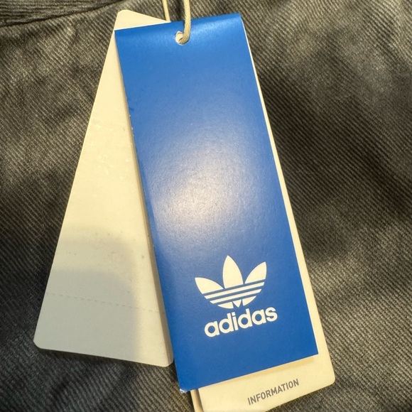 Adidas Grey Distressed Camouflage‎ Wash Cargo Pants SZ 6. NWT - Picture 8 of 9